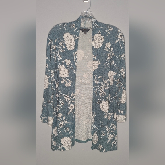 EUC✨ MIX BY 41 HAWTHORN green floral XL Sierra 3/4 Sleeve Cardigan - Picture 4 of 11